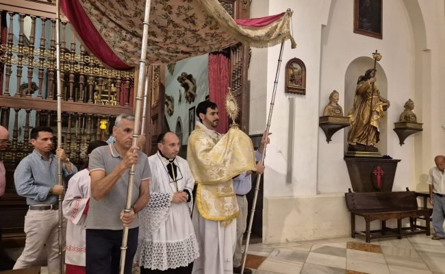 #htmlcaption_2602 Procesión y solemnidad del Corpus Christi